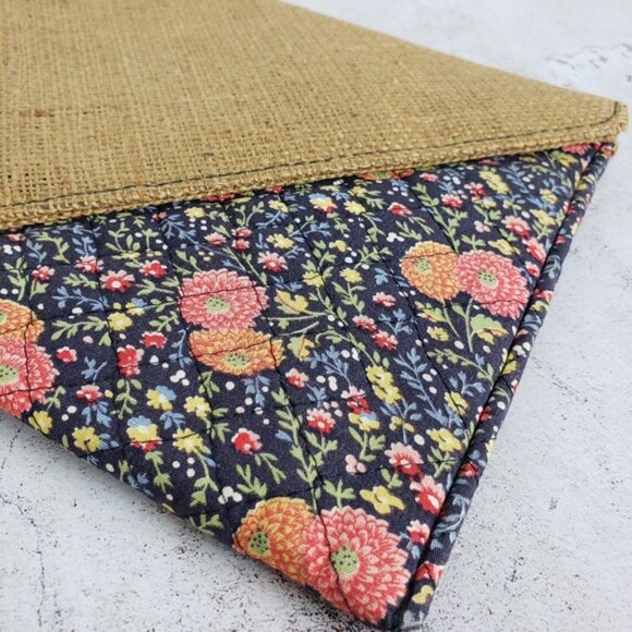 Vintage Bohemian Cottagecore Jute Floral Quilted Envelope Clutch Purse - Picture 10 of 11